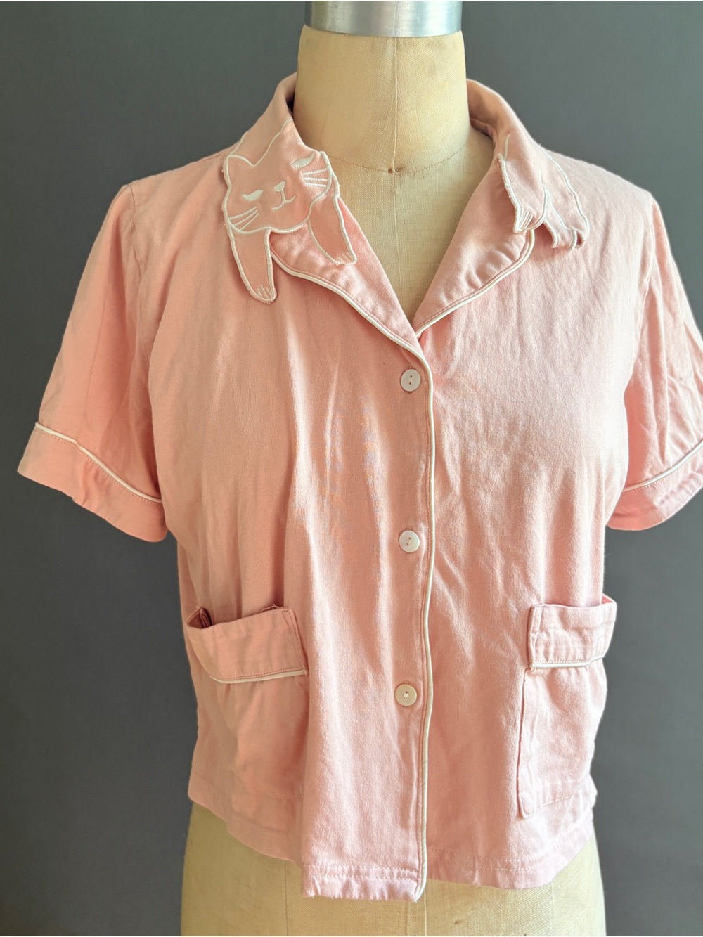 Cat Collar PJ TOP Women's Pink Short-Sleeve Button Front